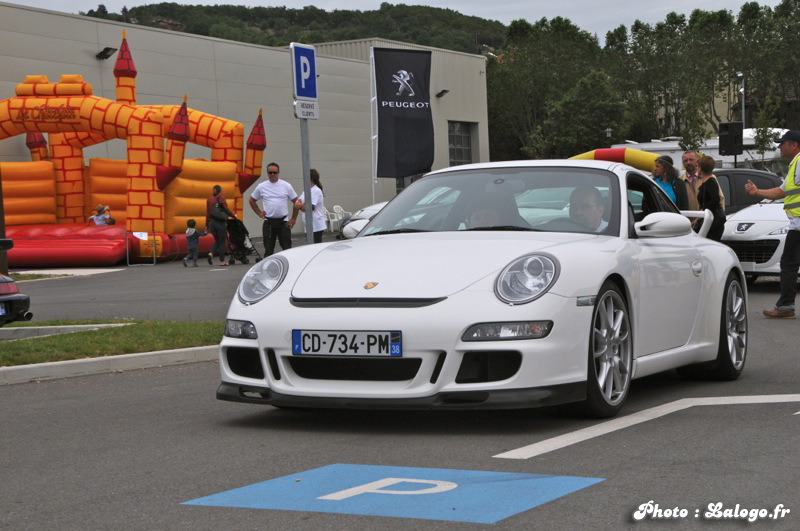 exposition_automobiles_pole_automobile_givors_10_juin_2012_025.JPG