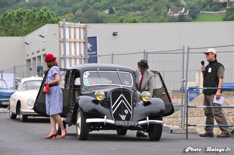 exposition_automobiles_pole_automobile_givors_10_juin_2012_139.JPG