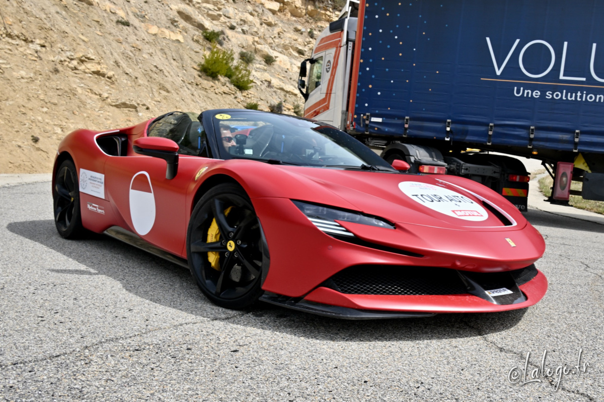 Tour Auto 2023 : Ferrari the moderns