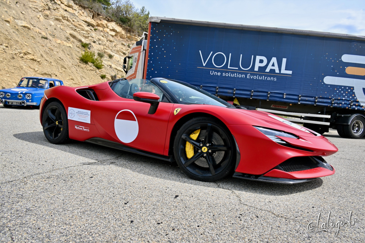 Tour Auto 2023 : Ferrari the moderns